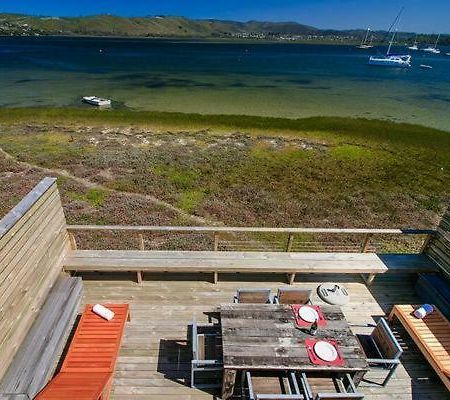 On The Water - Thesen Apartment Knysna Bagian luar foto